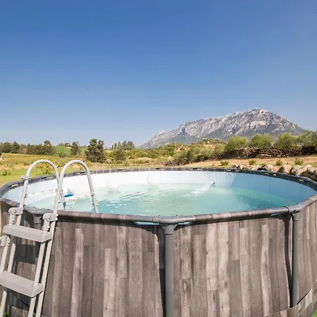 S'ena E Su Juncu Loculi