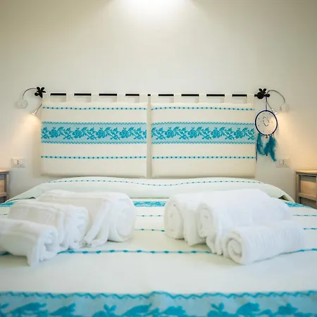 S'ena E Su Juncu Nyaraló *