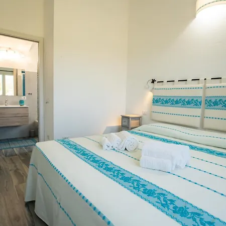 Nyaraló S'ena E Su Juncu *