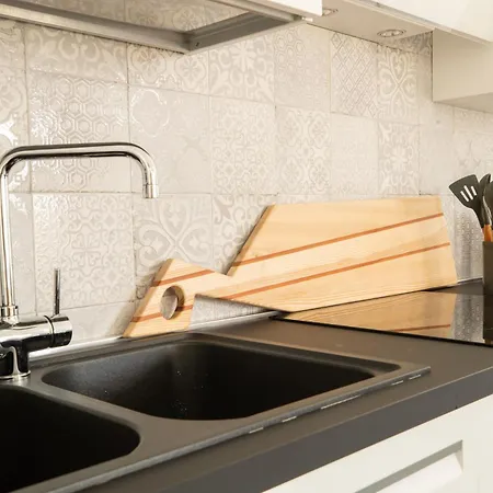 S'ena E Su Juncu Loculi